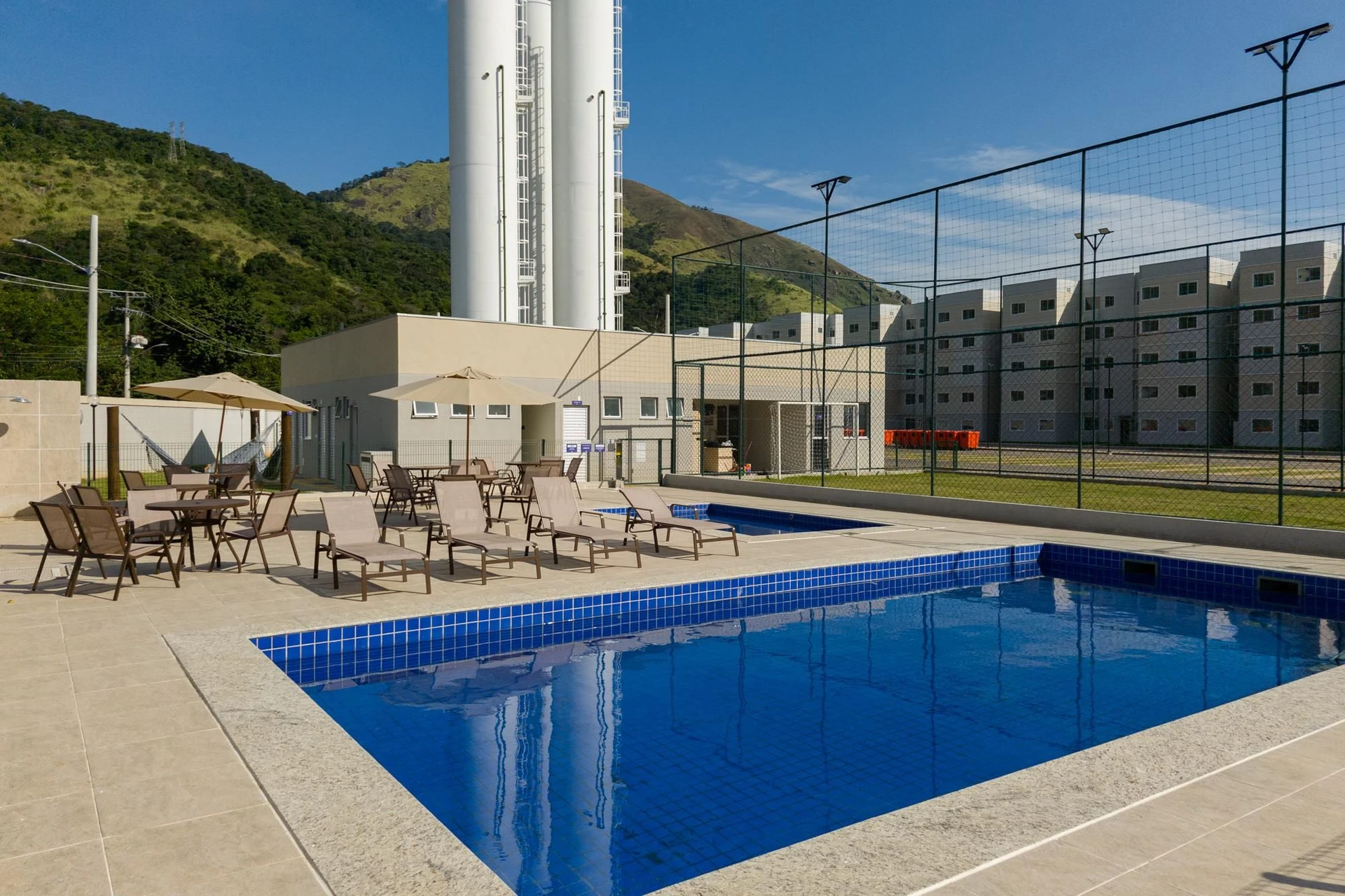 Apartamento de 2 quartos em condomínio com academia — photo 11