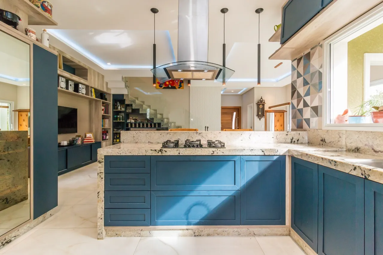 House with 4 en-suite bedrooms and open kitchen 412 m² — photo 15
