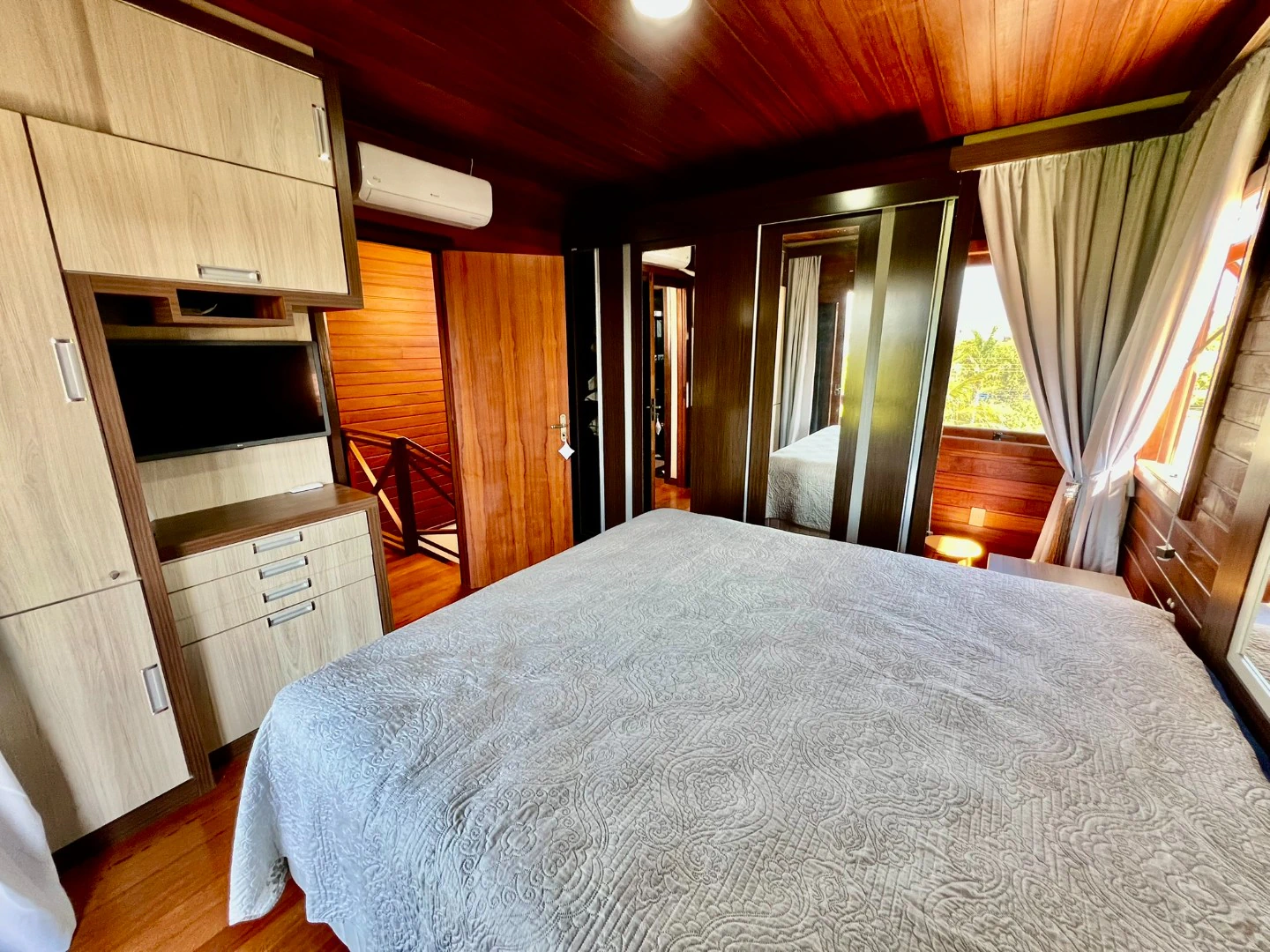 Будинок 265 м² із садом та власним басейном — photo 16
