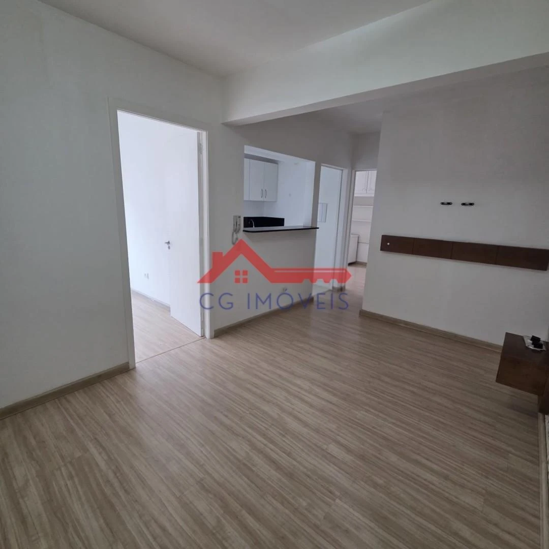 Apartamento de 2 quartos com cozinha aberta e fogão a gás — photo 2