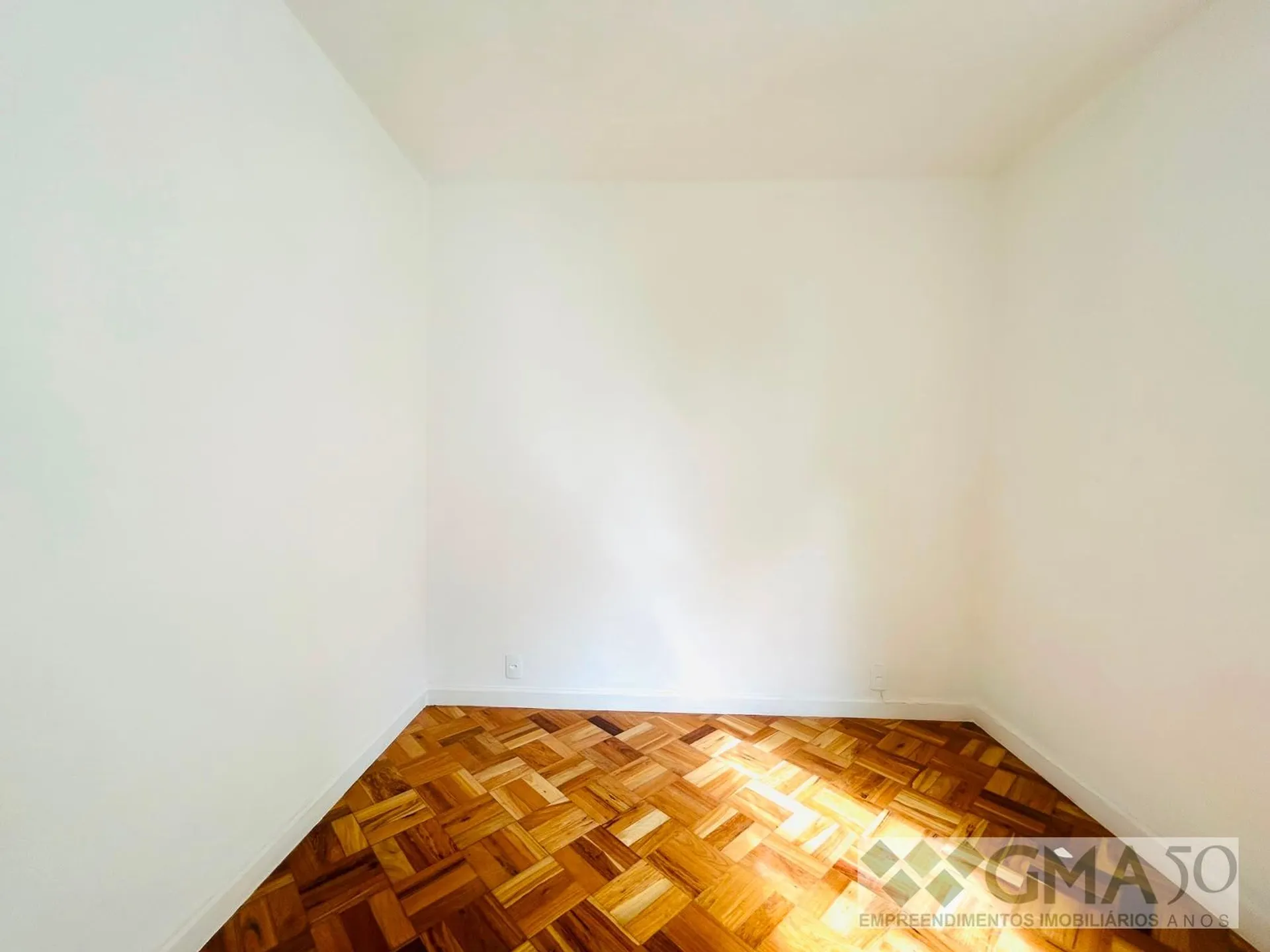 Rental apartment with 3 bedrooms and 3 bathrooms — photo 17