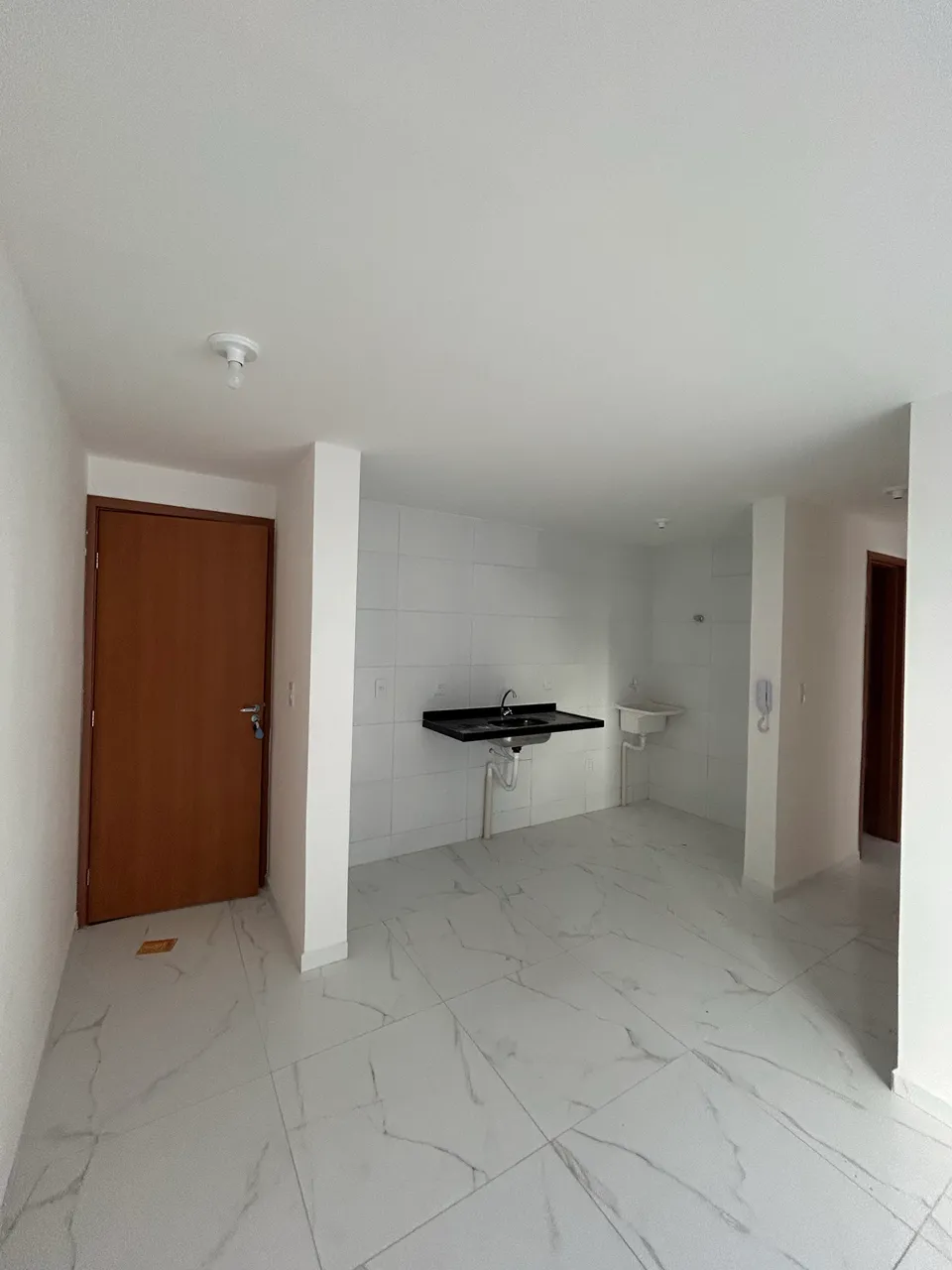 Apartment with 2 bedrooms and 3 bathrooms — photo 9