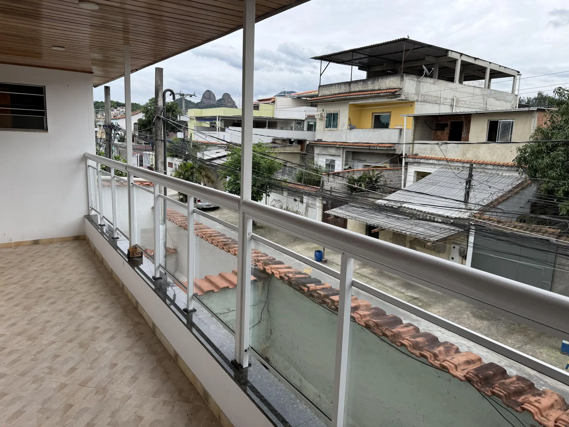 2-bedroom house, 1 with its own bathroom, 90 m² — photo 33