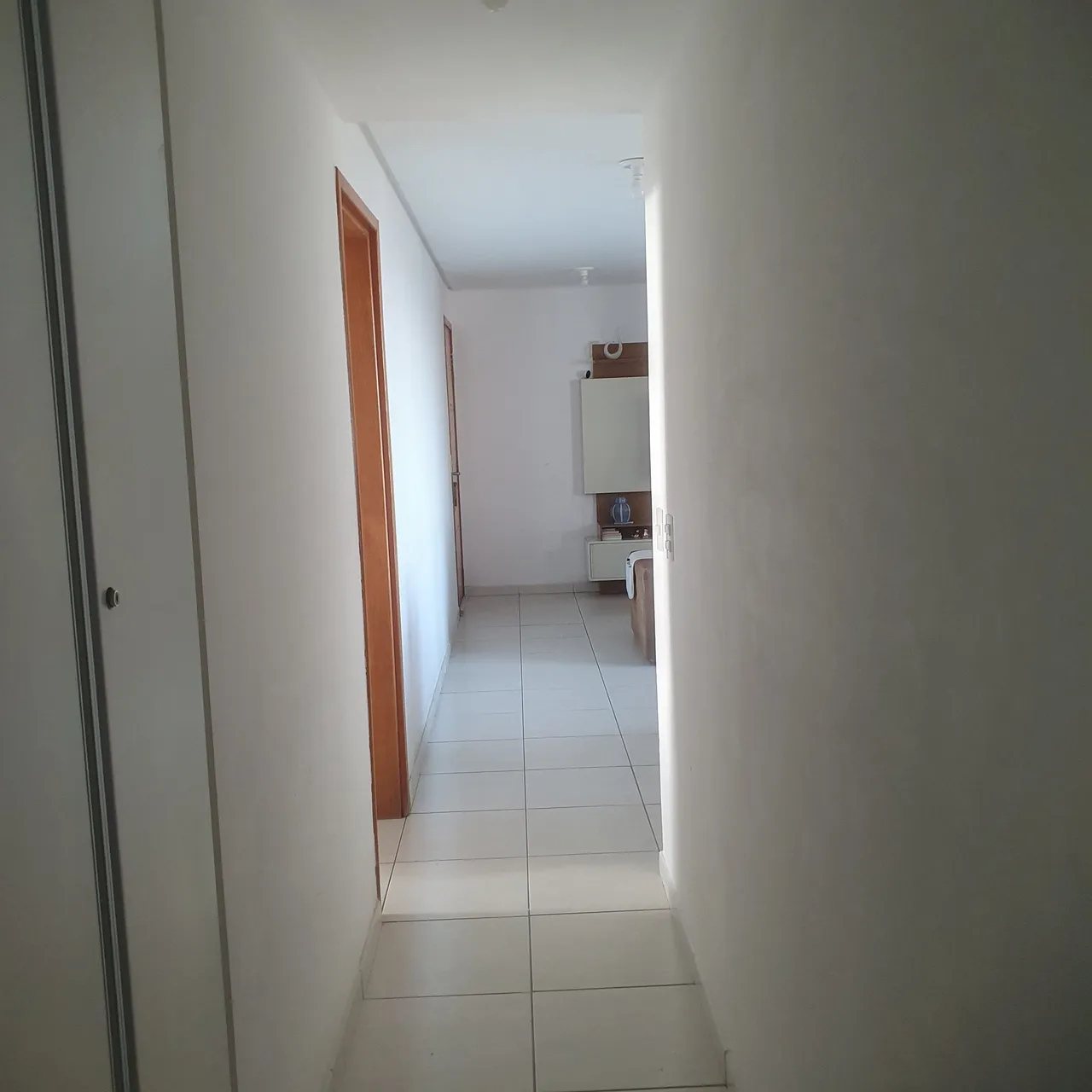 5-bedroom apartment in a building with a gym — photo 9