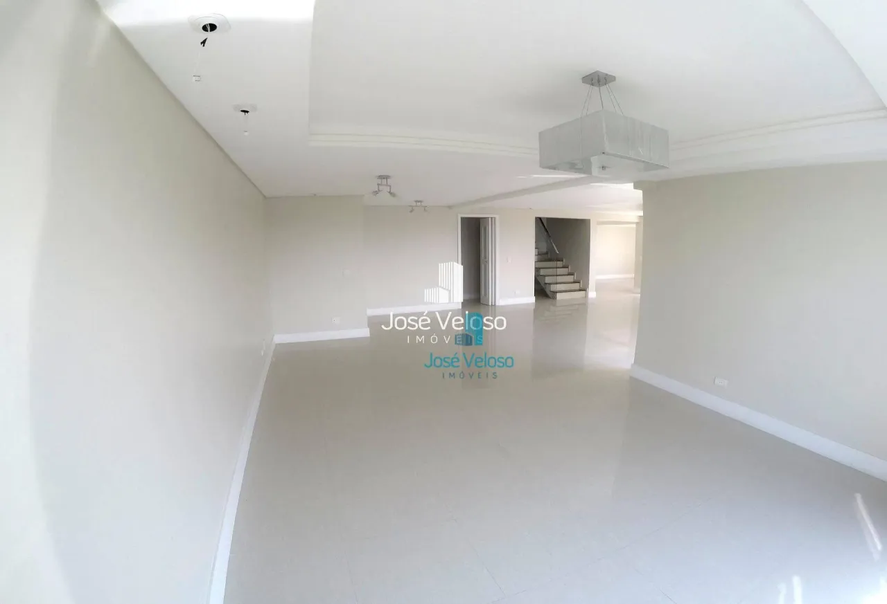 Furnished apartment with 4 en-suite bedrooms — photo 9