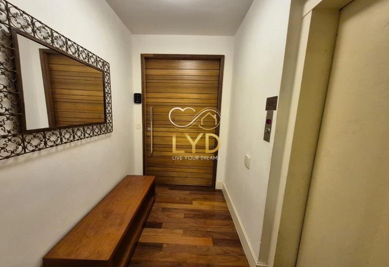 Apartment, 261 m², with a walk-in closet — photo 28
