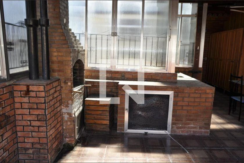 96 m² rental apartment with 2 bedrooms and 1 parking spot — photo 33