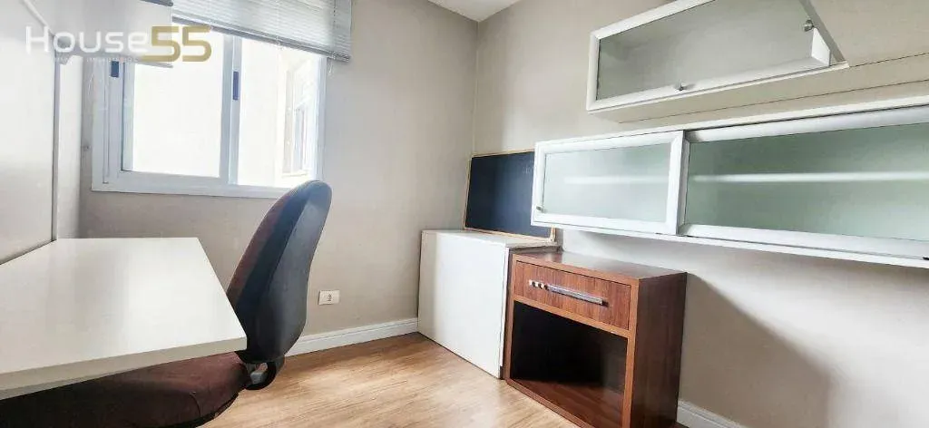 Furnished 4-bedroom apartment with a gas kitchen — photo 33