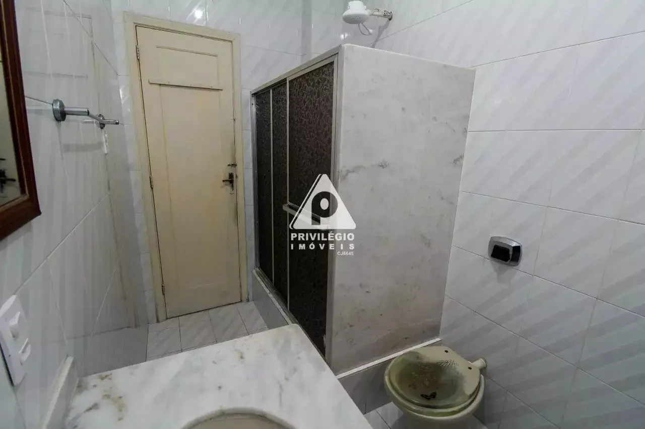 Деревянный пол или ламинат и 2 спальни: квартира 84 м² — photo 21