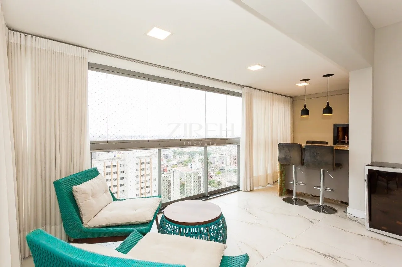 Furnished apartment with 3 bedrooms and 166 m² — photo 2