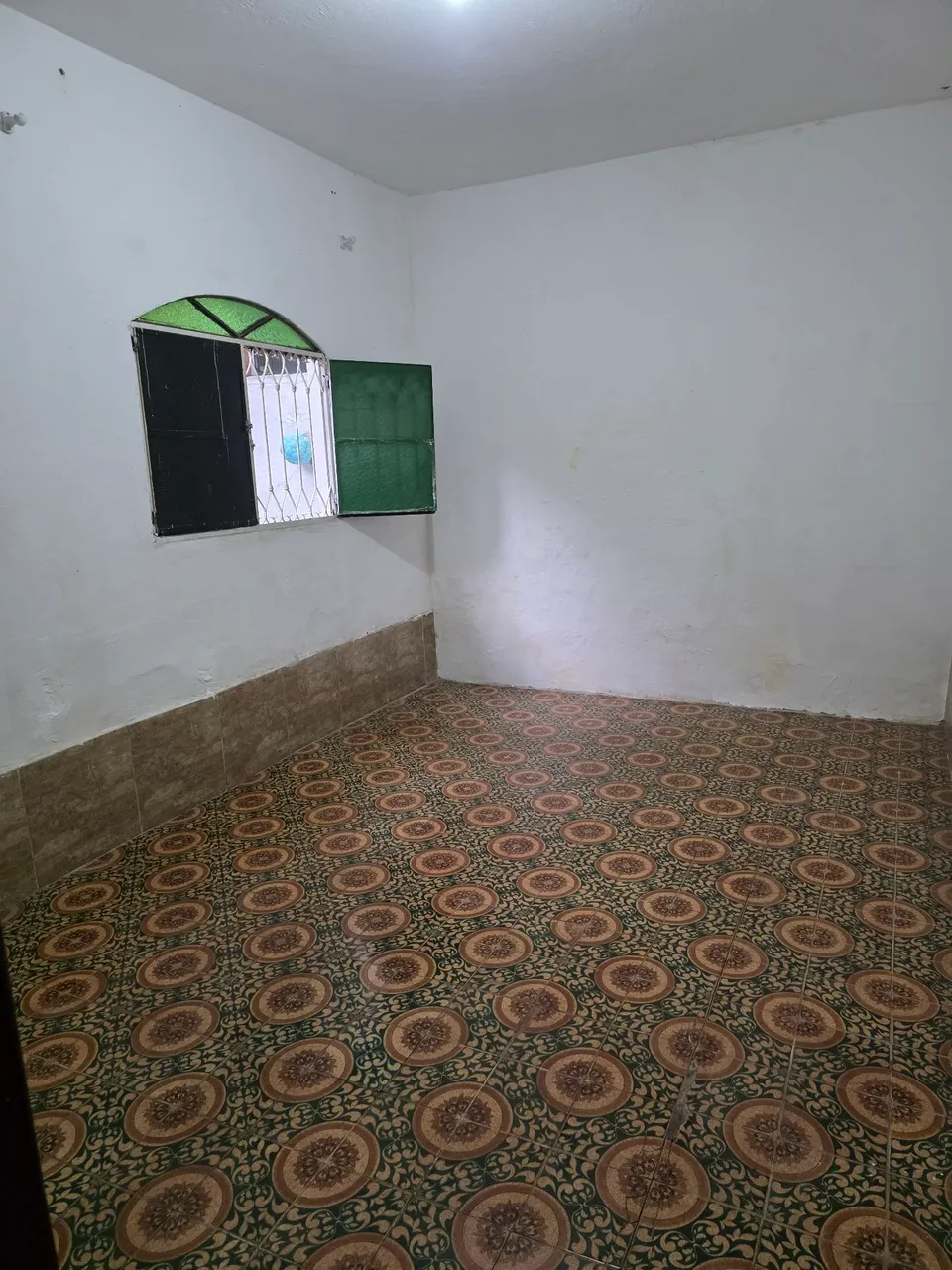 Unfurnished house with separate gas kitchen and 2 bedrooms — photo 12