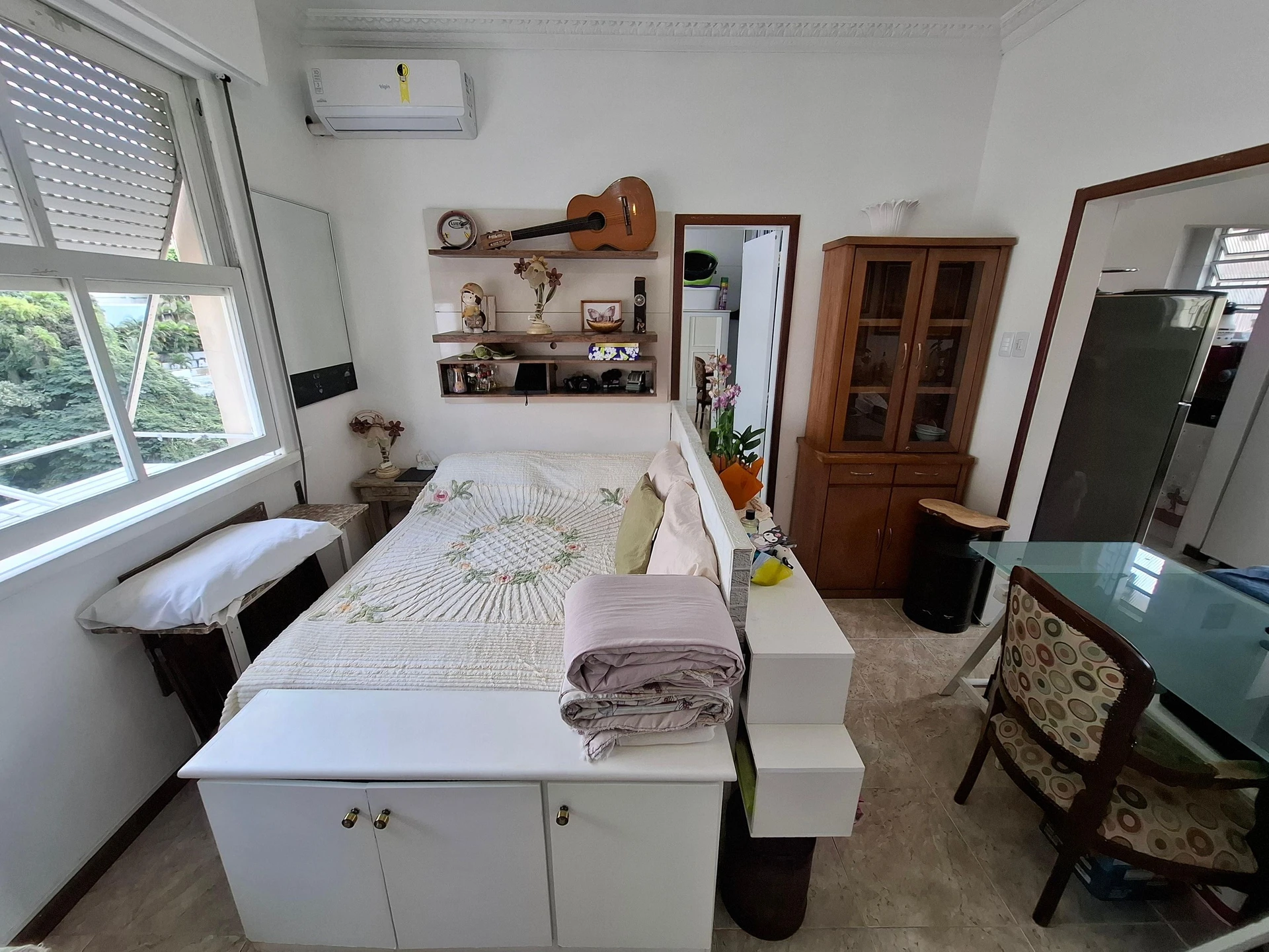 Furnished apartment with 1 bedroom and a ready workspace — photo 3