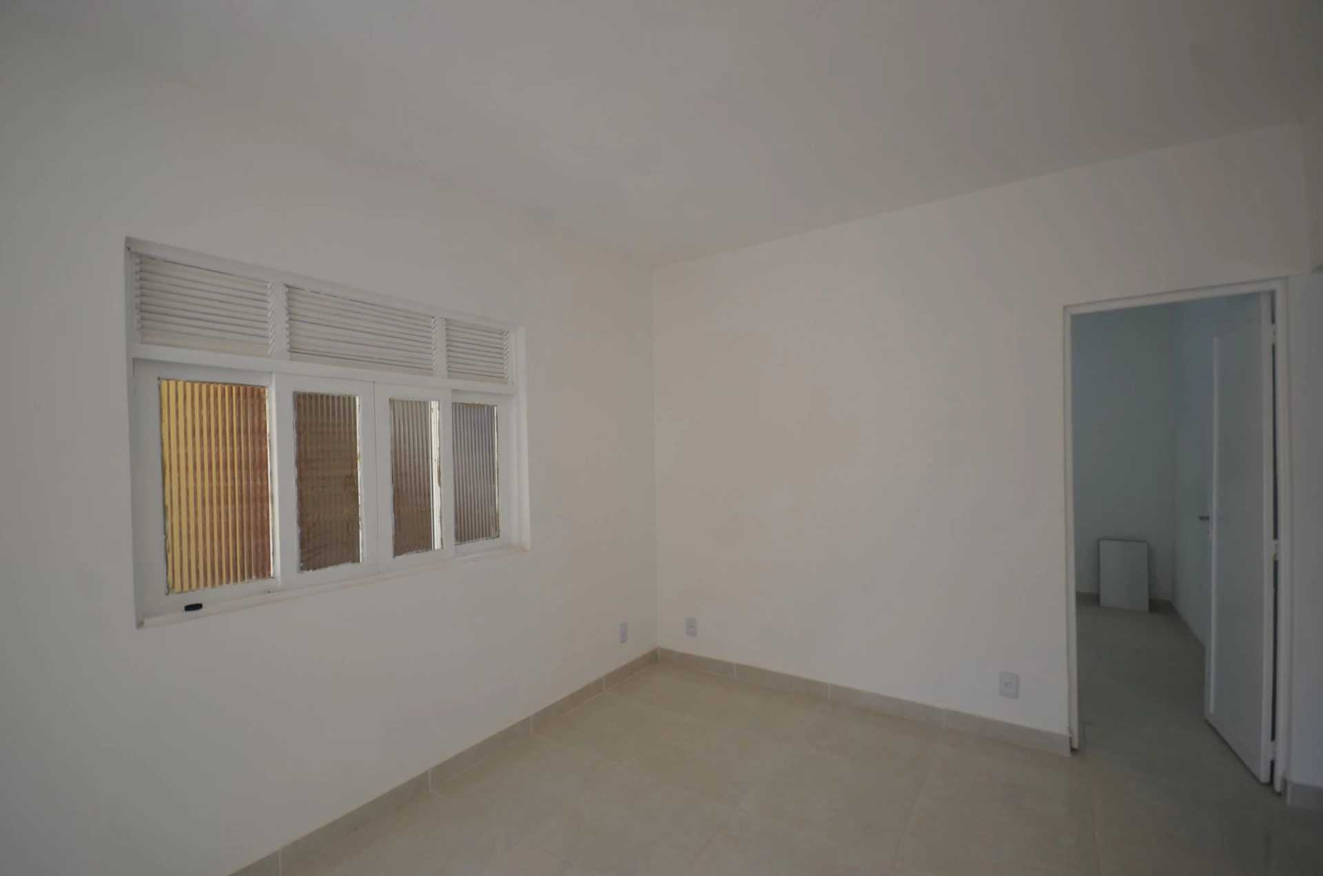 2-bedroom house with a washing machine — photo 20