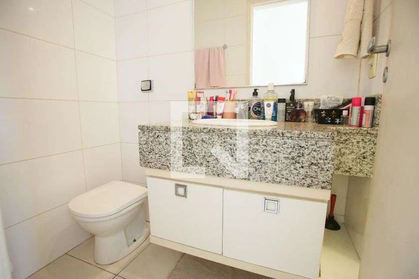 Apartamento sin amueblar de 4 dormitorios con jardín privado — photo 27
