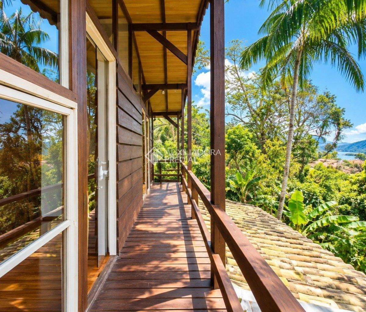 House, 100 m², with a water view — photo 18