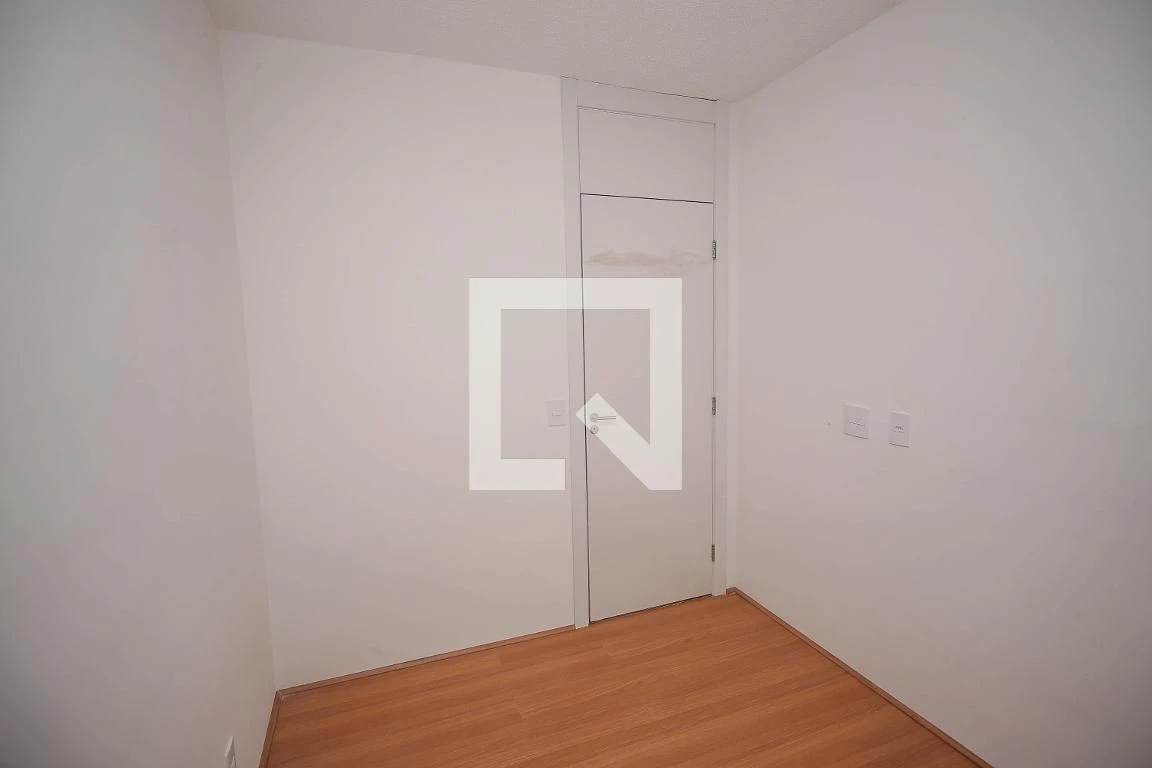 2-bedroom apartment with laundry area and 1 parking spot — photo 17