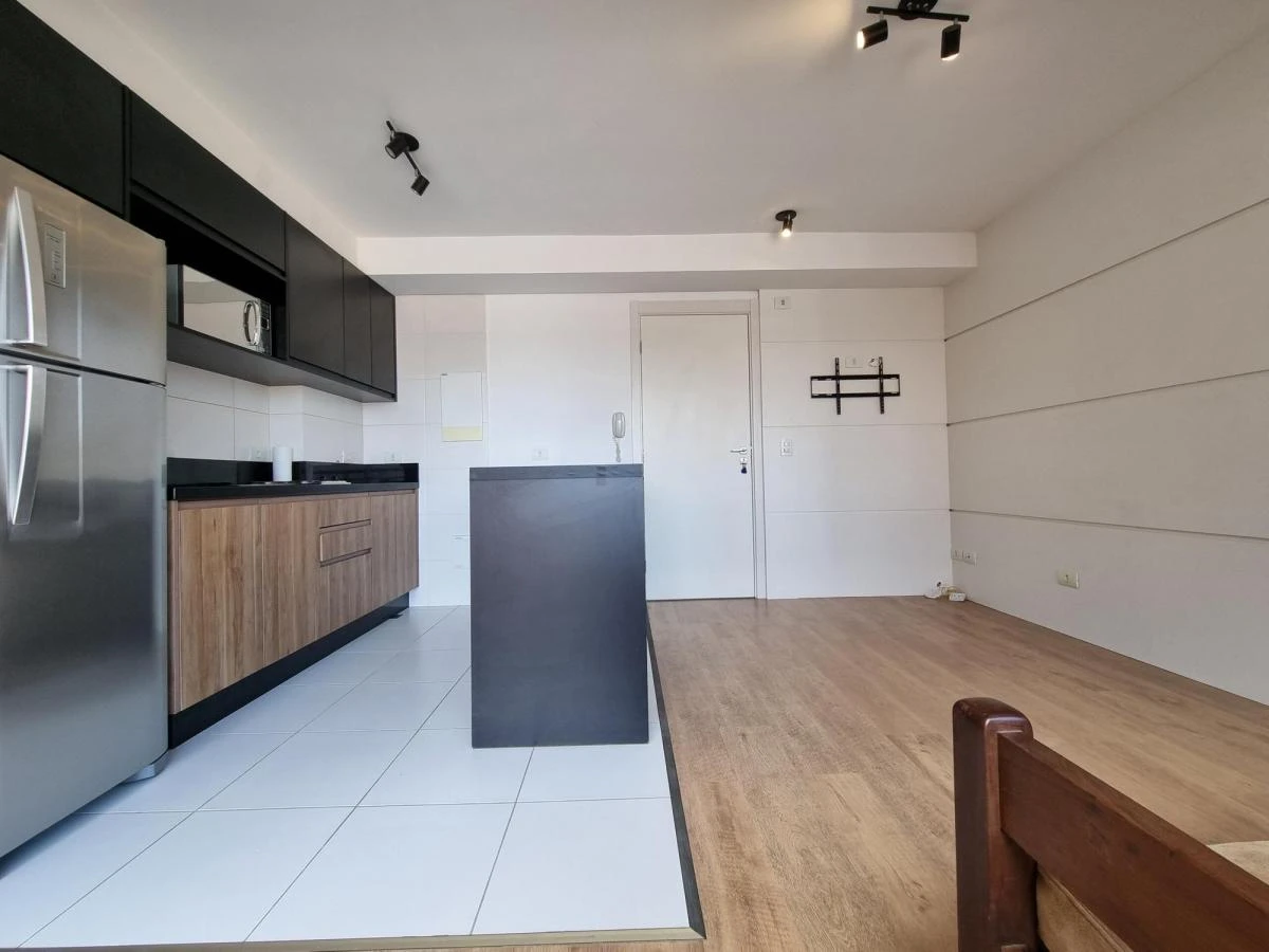 One-bedroom apartment with a dryer in Curitiba — photo 10