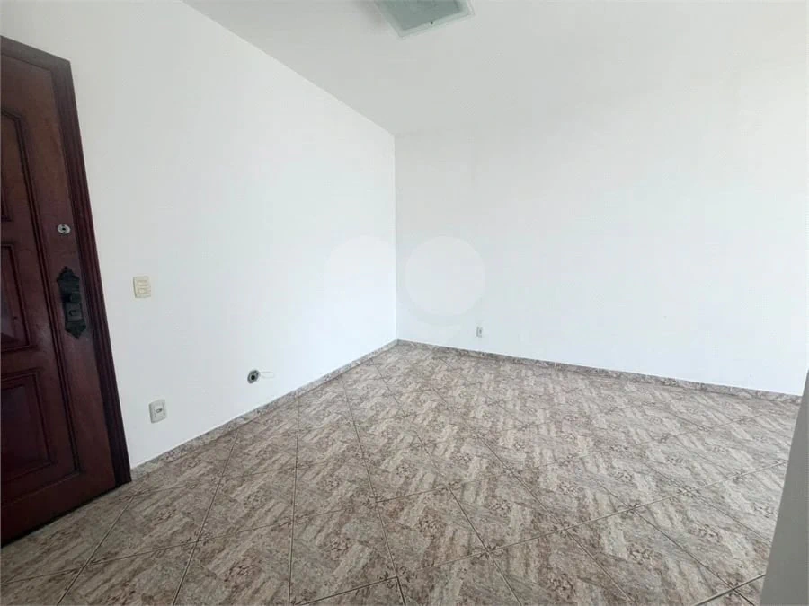 3-bedroom apartment with a home office in Rio de Janeiro — photo 15