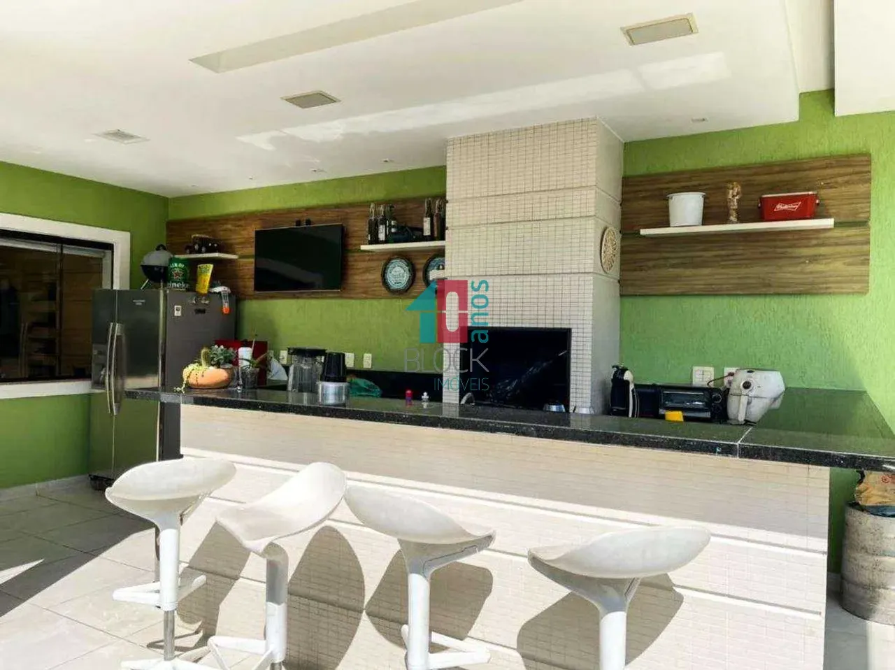 Casa mobiliada com 4 quartos e cozinha a gás — photo 5