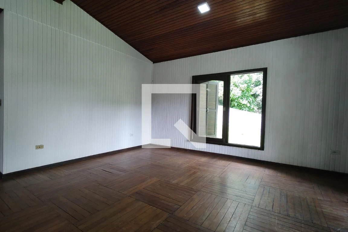 Casa para locação com 3 quartos e 280 m² — photo 4