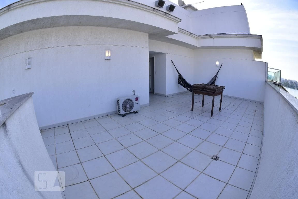 Apartamento mobiliado com 5 quartos e 2 suítes — photo 28