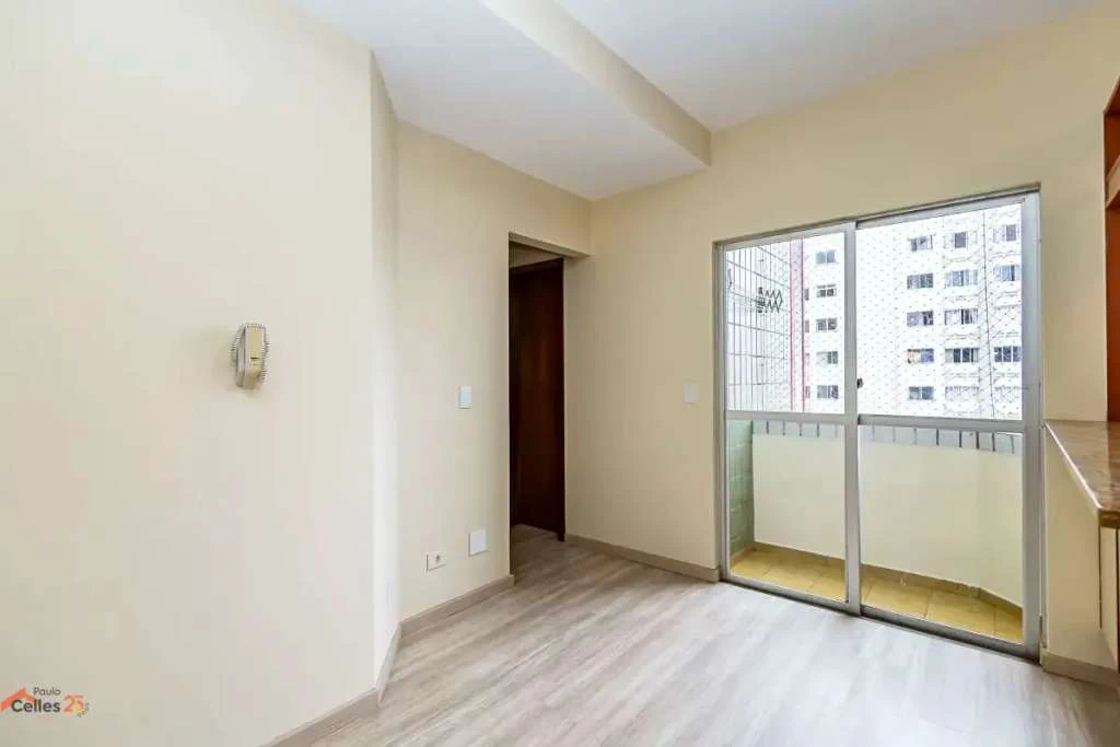 Apartamento sem mobília de 1 quarto com sacada e cozinha americana — photo 2