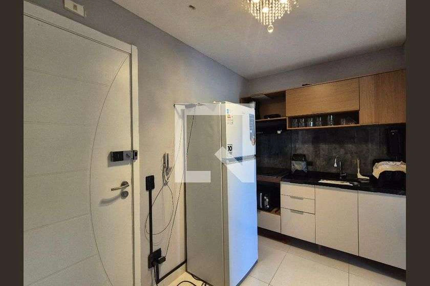 Furnished apartment with a glassed-in balcony — photo 8