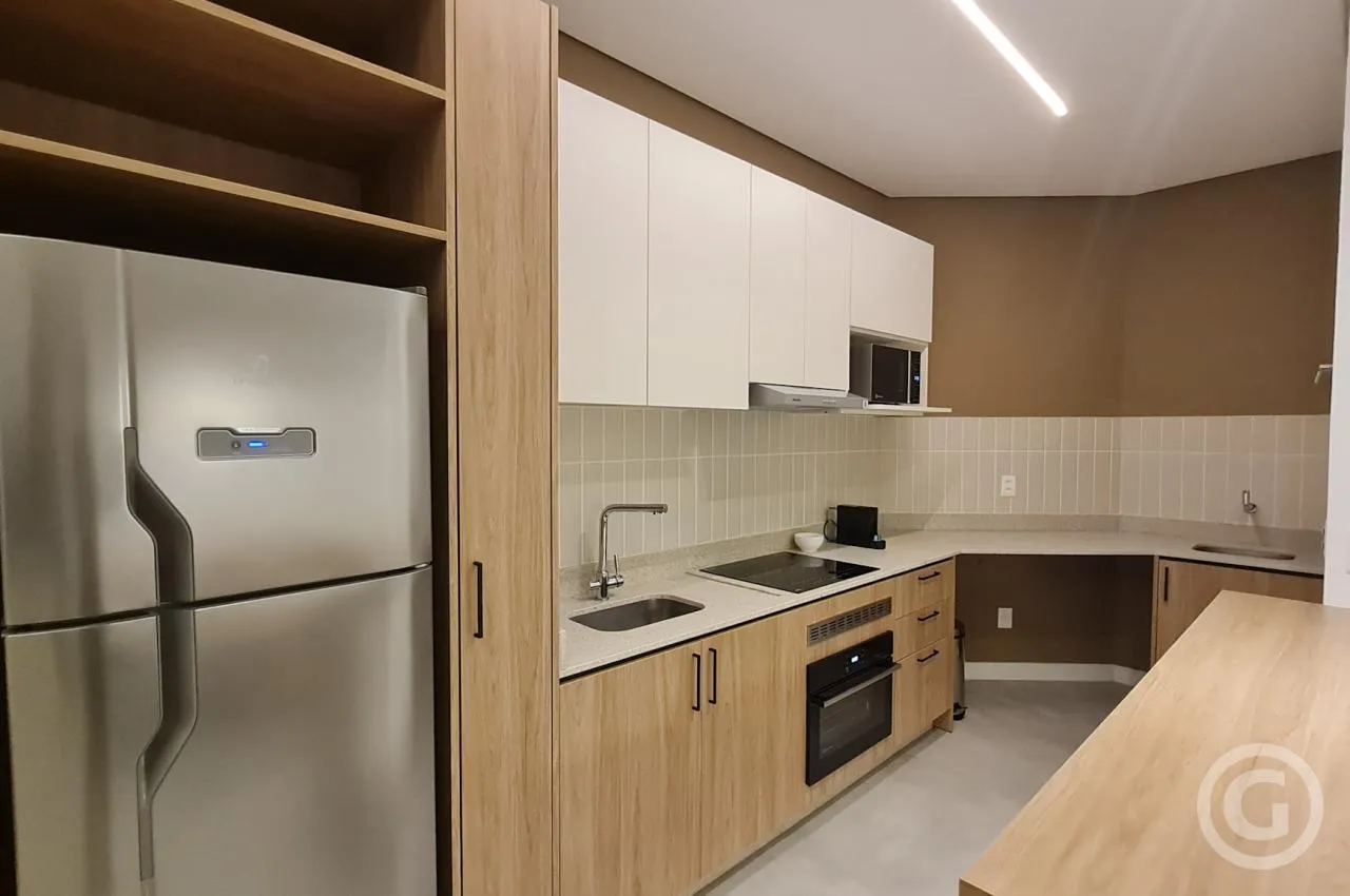 Furnished apartment with 1 en-suite bedroom and 2 baths — photo 8