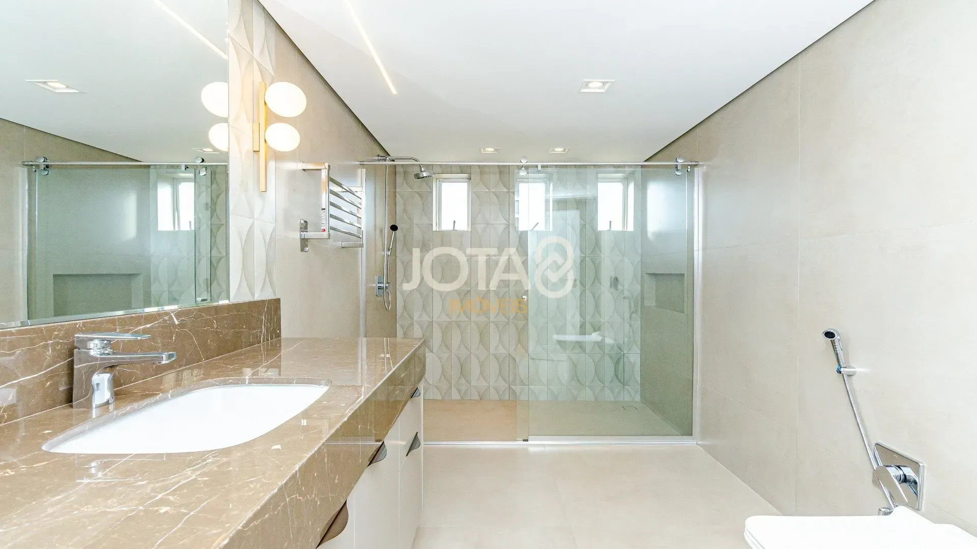 4-bedroom apartment with 607 m² and 4 parking spots — photo 23