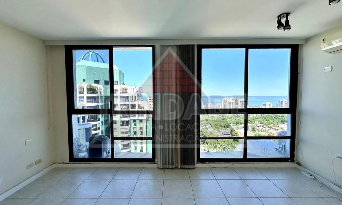 Unfurnished apartment with 3 en-suite bedrooms, 200 m² — photo 7