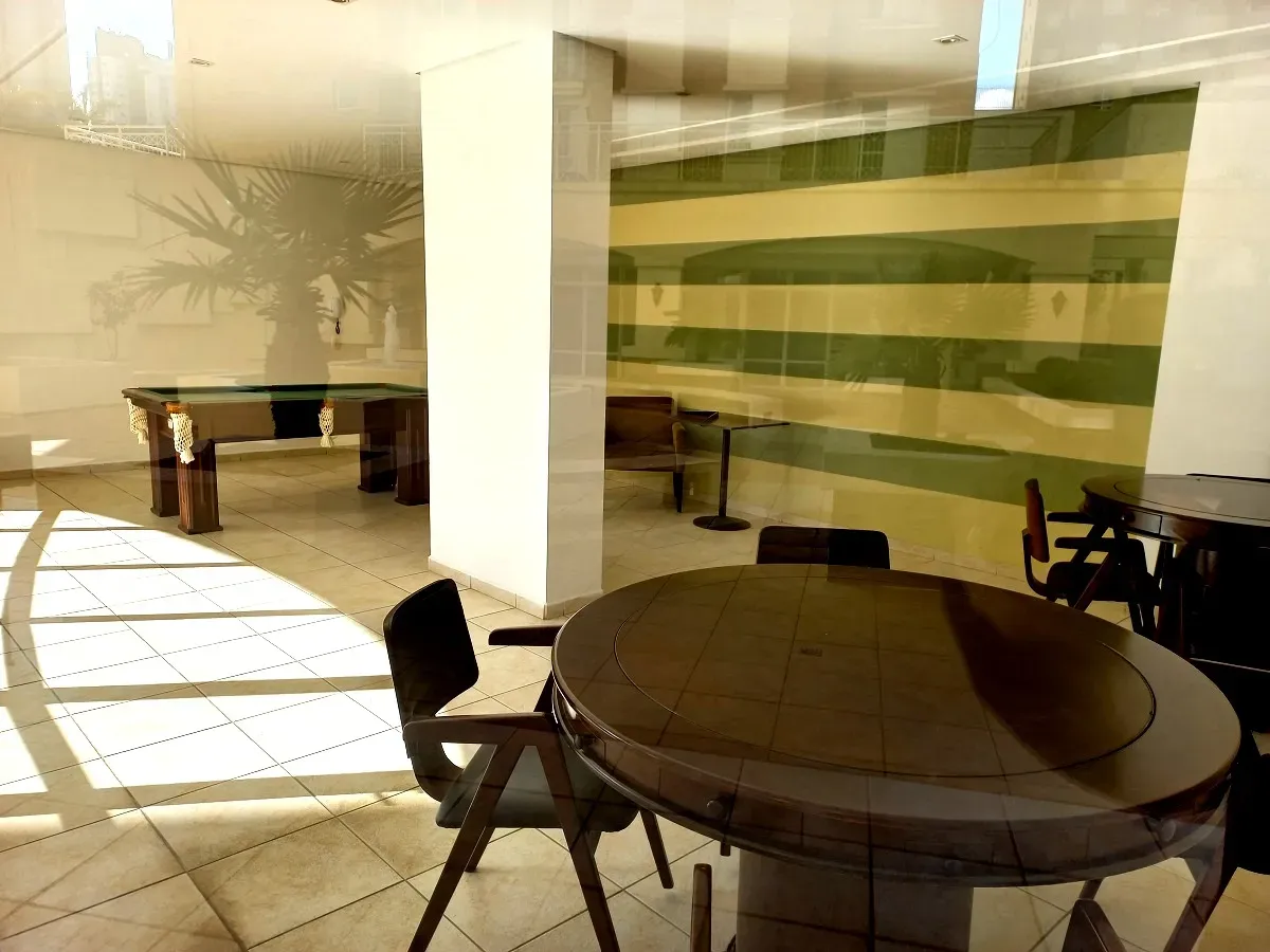 104 m² apartment with 2 bedrooms and 2 bathrooms — photo 31