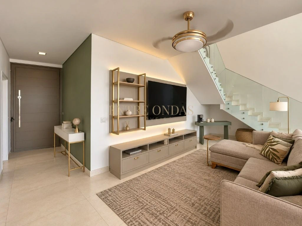 Собственный бассейн и 5 спален: дом 278 м² — photo 6