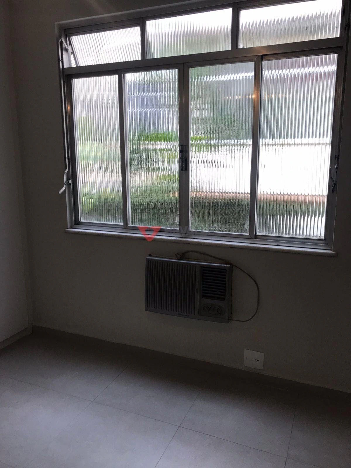 Rental house with 8 bedrooms and a balcony — photo 10