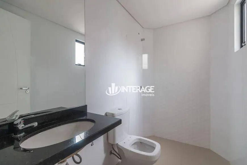 House with 5 bedrooms and 6 bathrooms, 145 m² — photo 18