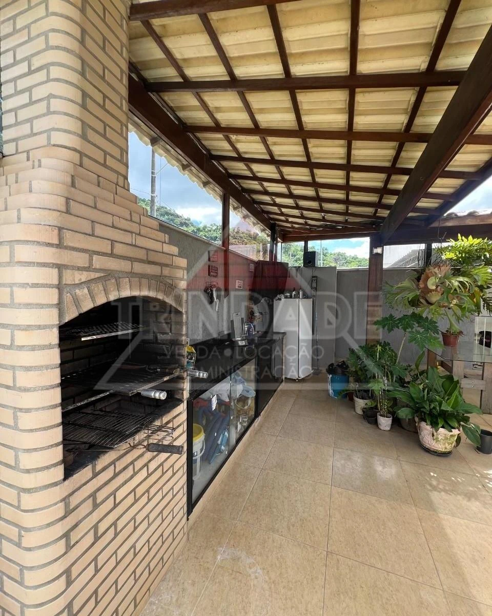 Casa mobiliada com 4 quartos e vista para as montanhas — photo 8