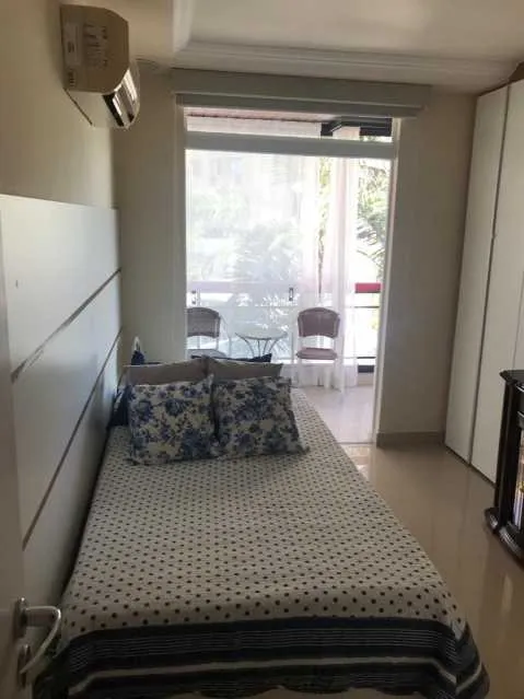 Apartamento mobiliado com 4 quartos e 5 banheiros — photo 10