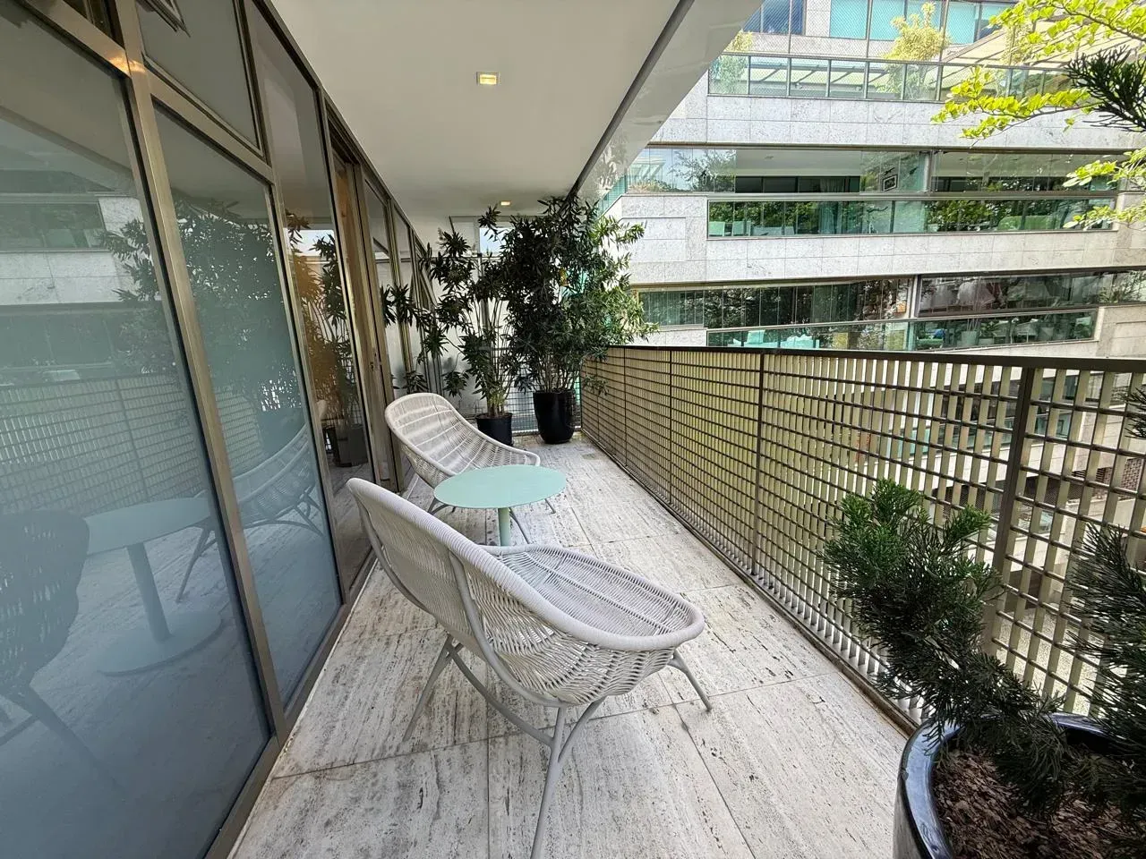 Apartamento com 2 quartos e 2 banheiros com 1 vaga — photo 24