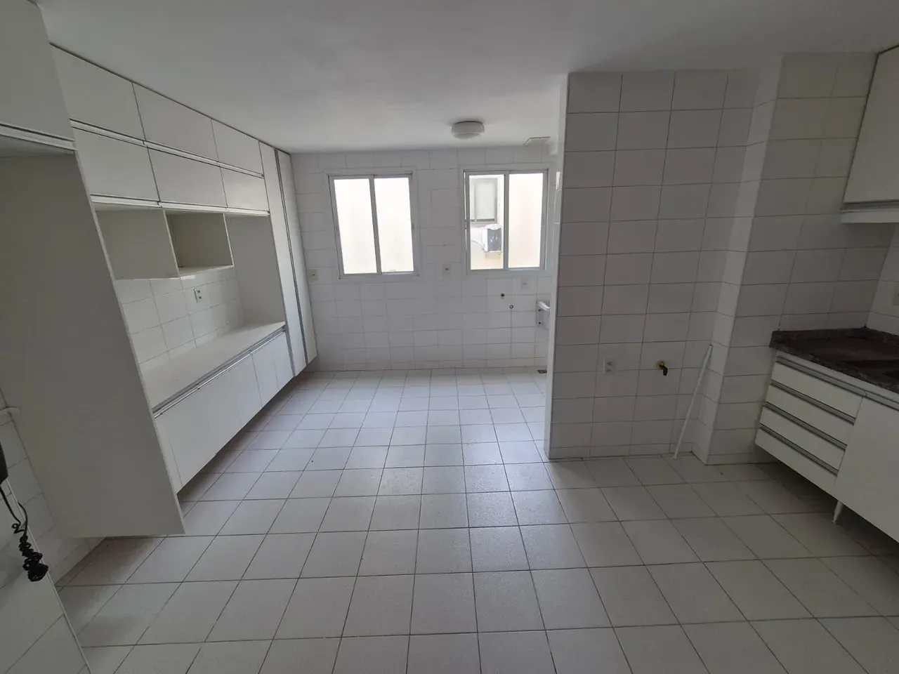 3-bedroom apartment with a home office in Rio de Janeiro — photo 15