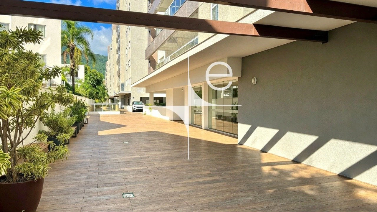 Mountain view in a 2-bedroom apartment, 76 m² — photo 19