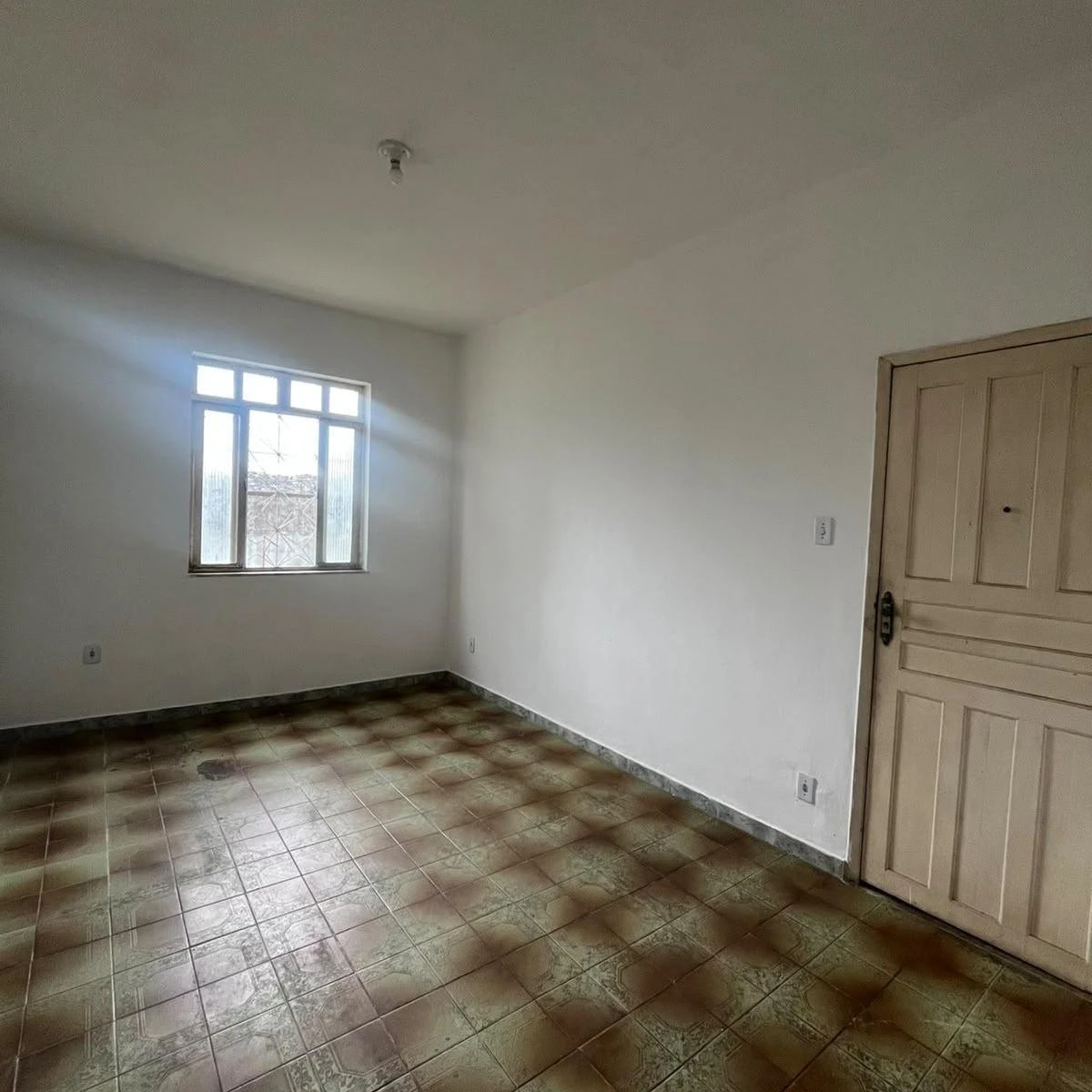 Apartamento sem mobília com 2 quartos e 1 vaga de garagem — photo 2