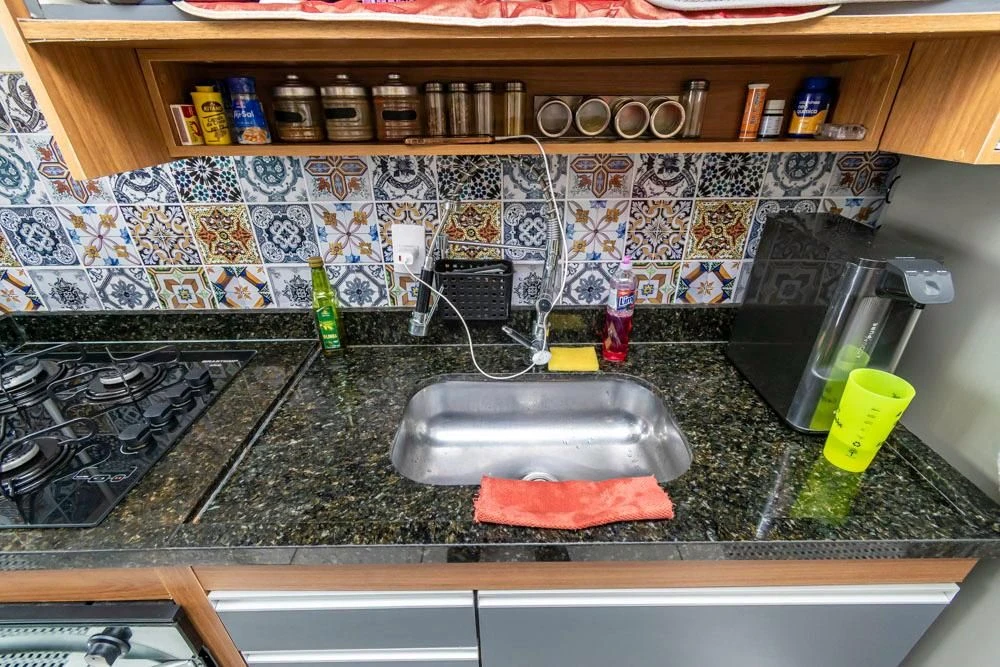 Мебльована квартира з 2 спальнями, балконом і відкритою кухнею — photo 12