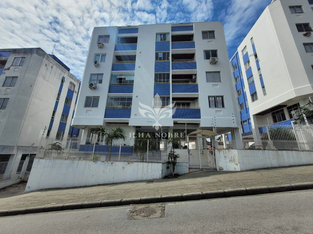 One-bedroom, 47 m² apartment in Florianópolis — photo 14