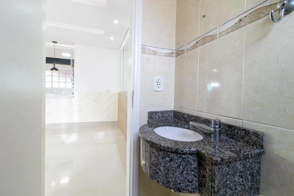 3-bedroom house with a jacuzzi — photo 53