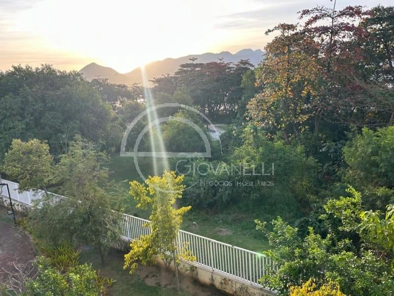 Apartamento de 227 m² com varanda e 5 quartos — photo 8