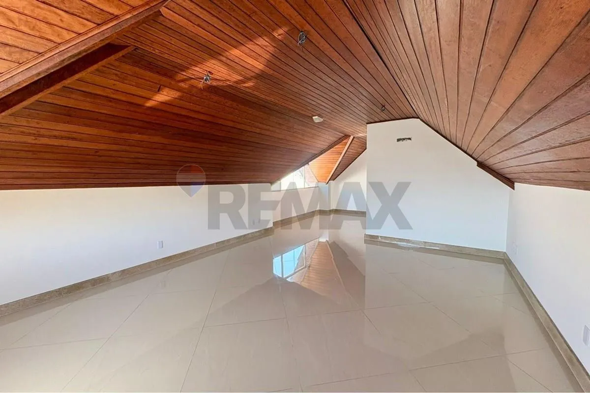 4-suite house with 305 m² and 3 parking spaces — photo 45
