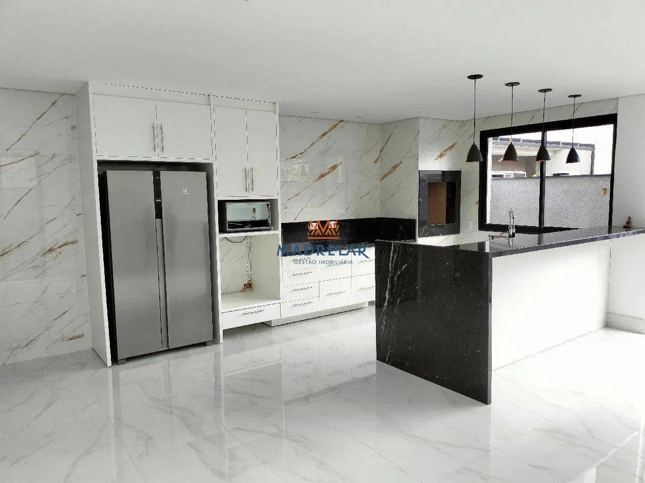 House, 171 m², with a garden
