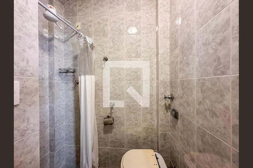 4-bedroom apartment with 3 bathrooms and 206 m² — photo 41