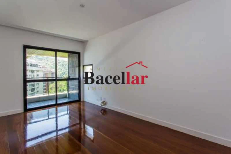 380 m² apartment with 4 en-suite bedrooms and 7 baths — photo 7