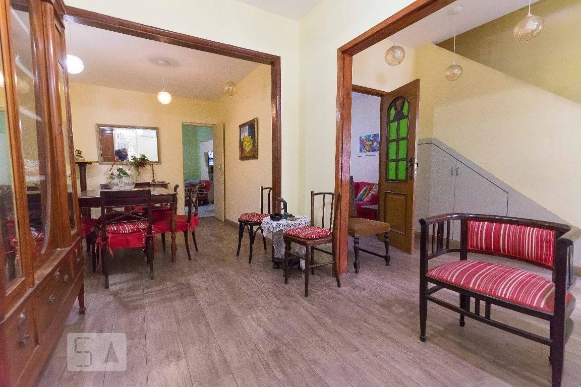 Casa com 5 suítes e 300 m², sem vaga de garagem — photo 7