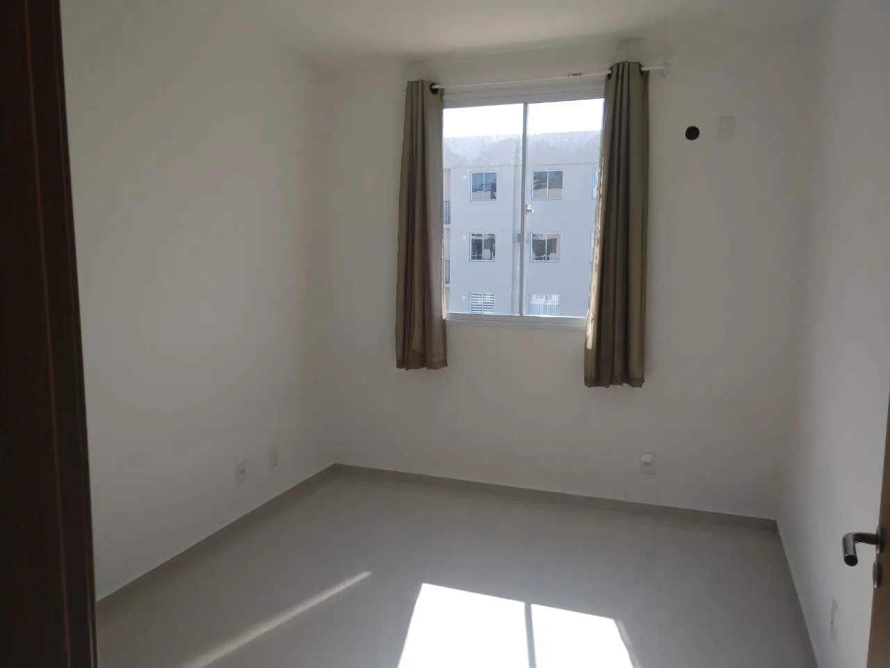 2-bedroom apartment with balcony and open-plan kitchen — photo 4